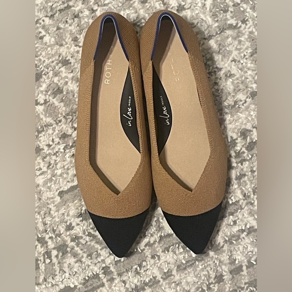 Rothy’s Beige and Black Wren Captoe Women's Loafers